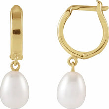 Load image into Gallery viewer, Cultured White Freshwater Pearl Hoop 14k Yellow Gold Earrings