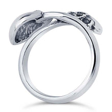 Load image into Gallery viewer, Skull Bypass Ring