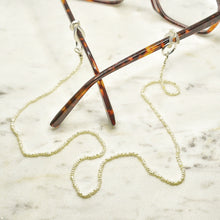 Load image into Gallery viewer, Akoya Keshi Pearl Safety Chain
