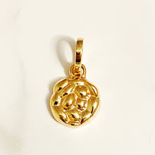 Load image into Gallery viewer, Mini Challah Medallion