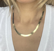 Load image into Gallery viewer, Herringbone - 18in length,  6mm width