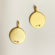 Load image into Gallery viewer, NEW 14 Karat Semicolon Medallion