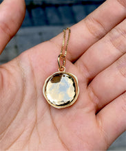 Load image into Gallery viewer, Challah Medallion