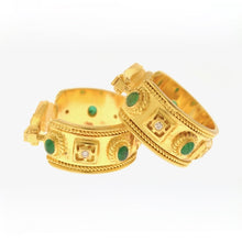 Load image into Gallery viewer, 18k Diamond Emerald Designer Clip-On Earrings
