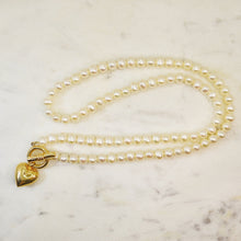 Load image into Gallery viewer, Pearl and Toggle Heart Necklace
