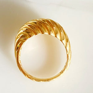 High Dome Croissant Ring