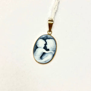 Mother and Child Cameo