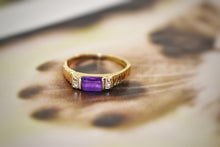 Load image into Gallery viewer, Amethyst &amp; Diamond Ribbed Ring
