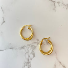 Load image into Gallery viewer, Double Hoop Earrings with Multi Finish
