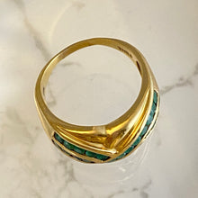 Load image into Gallery viewer, Emerald Criss Cross Ring
